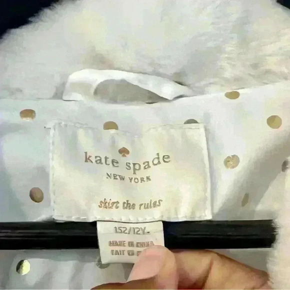 NWT! Kate spade Girl’s white faux fur coat. Size 12y - Picture 5 of 7